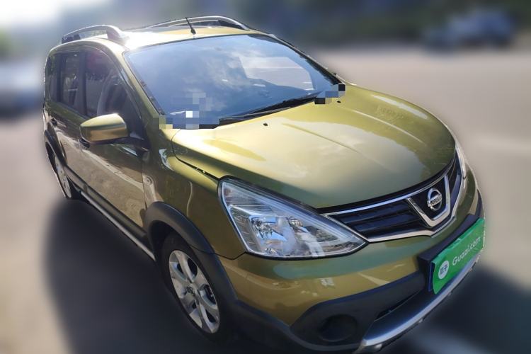 Used Nissan Livina 2013 JINRUI 1.6XV CVT Luxury Edition Front Right 45 Deg