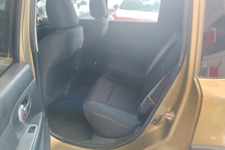 Used Nissan Livina 2013 Jinrui 1.6XL CVT Comfort Edition Interior 1