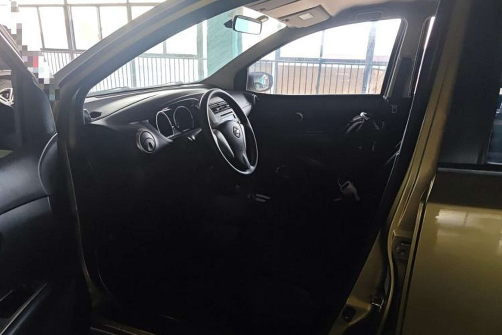 Used Nissan Livina 2013 Jinrui 1.6XL CVT Comfort Edition Interior 3