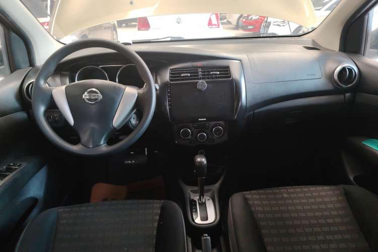 Used Nissan Livina 2013 Jinrui 1.6XL CVT Comfort Edition Interior 3