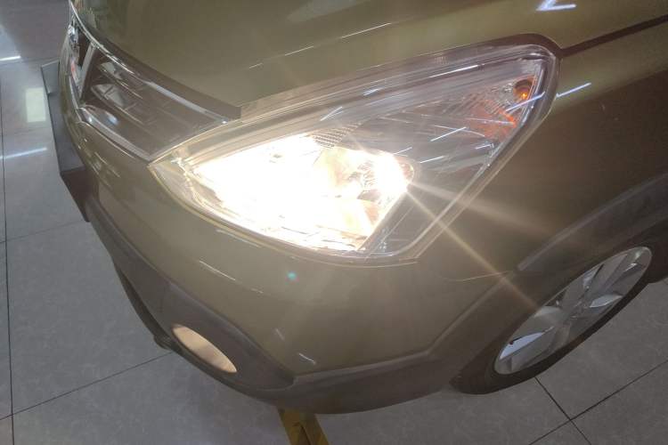 Used Nissan Livina 2013 Jinrui 1.6XL CVT Comfort Edition Left Front Headlight