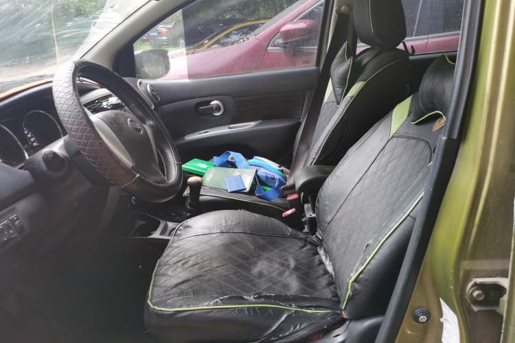 Used Nissan Livina 2013 Jingrui 1.6XL Manual Comfort Edition Left Front Seat