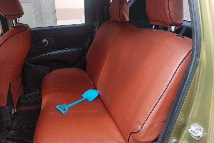 Used Nissan Livina 2013 Jingrui 1.6XL Manual Comfort Edition Left Rear Seat