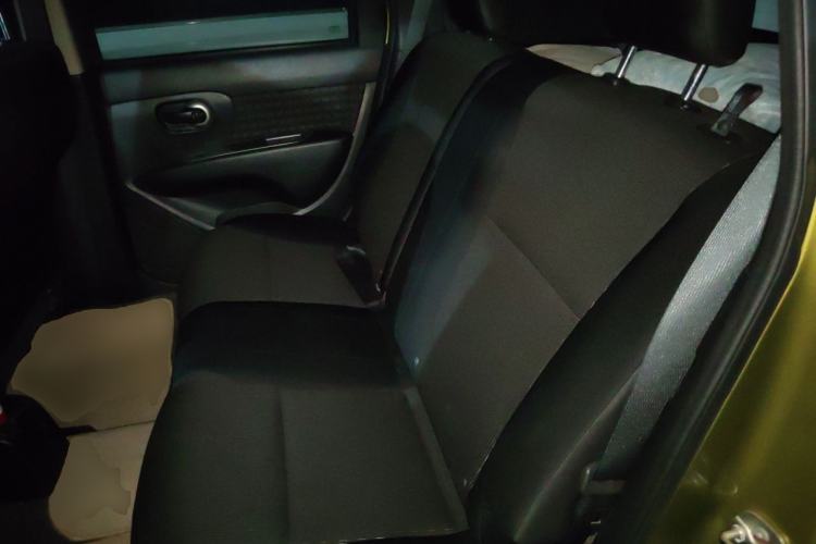 Used Nissan Livina 2013 Jingrui 1.6XL Manual Comfort Edition Left Rear Seat