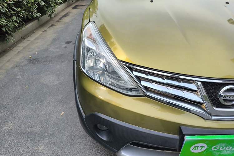 Used Nissan Livina 2013 Jinrui 1.6XL CVT Comfort Edition Right Front Headlight