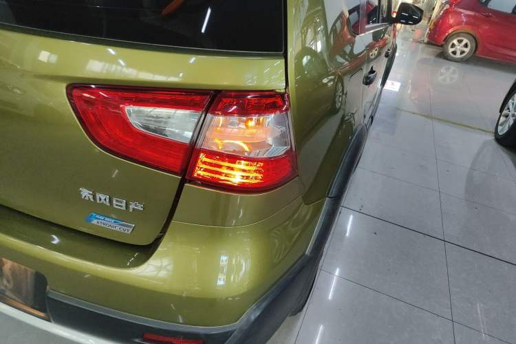 Used Nissan Livina 2013 Jinrui 1.6XL CVT Comfort Edition Right Rear Taillight