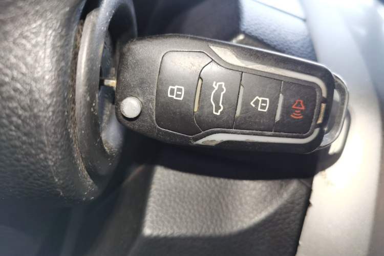 Used Nissan Livina 2013 Jingrui 1.6XL Manual Comfort Edition Vehicle Key