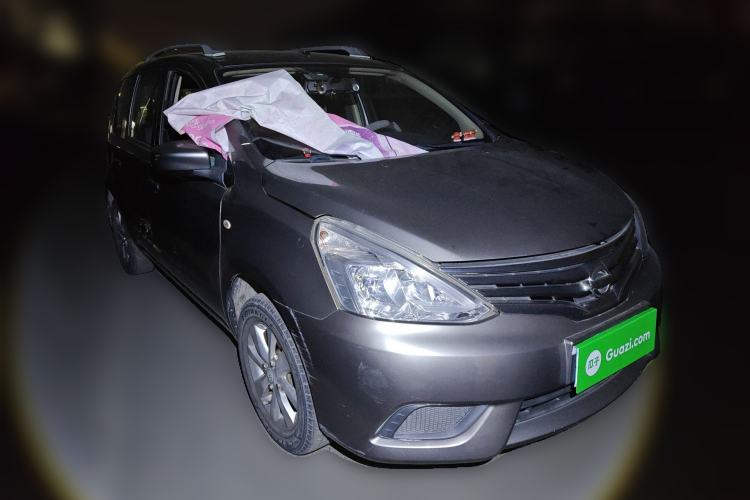 Used Nissan Livina 2015 1.6XE Manual Comfort Edition Front Right 45 Deg