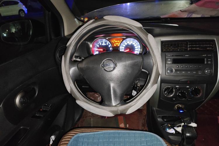 Used Nissan Livina 2015 1.6XE Manual Comfort Edition Steering Wheel