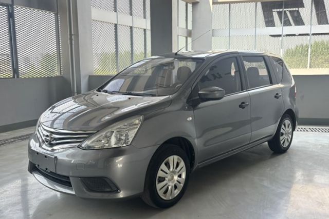 Used Nissan Livina 2015 1.6XE Manual Comfort Edition