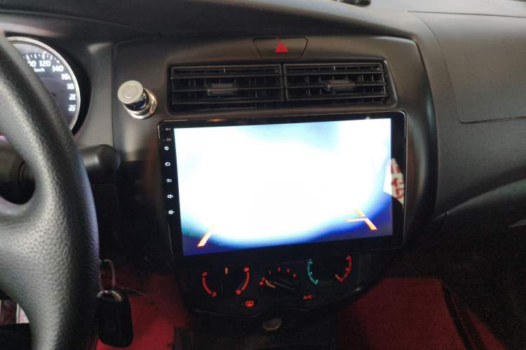 Used Nissan Livina 2015 1.6XE CVT Comfort Edition Audio And AC Panel
