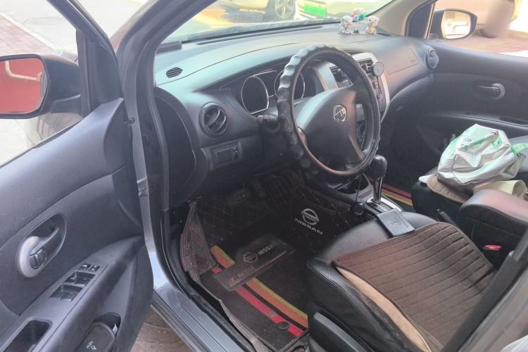 Used Nissan Livina 2015 1.6XE CVT Comfort Edition Driver Seat