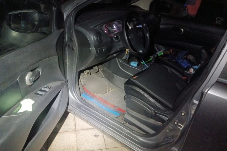 Used Nissan Livina 2015 1.6XE Manual Comfort Edition Driver Seat