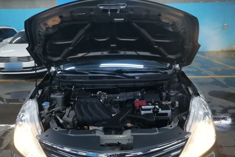 Used Nissan Livina 2015 1.6XE CVT Comfort Edition Engine Bay