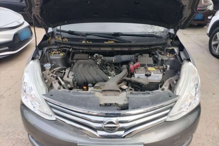 Used Nissan Livina 2015 1.6XE CVT Comfort Edition Engine Bay