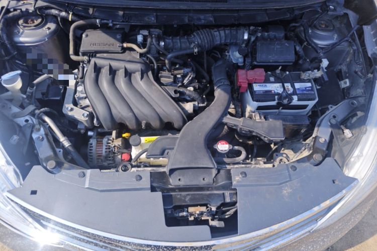 Used Nissan Livina 2015 1.6XE Manual Comfort Edition Engine Bay