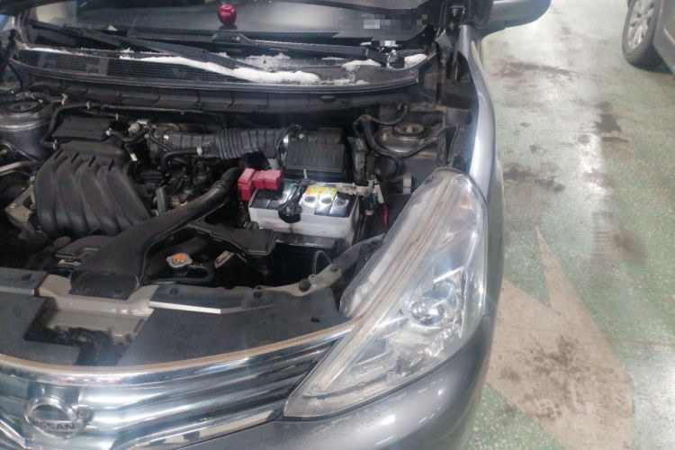 Used Nissan Livina 2015 1.6XE CVT Comfort Edition Engine Bay Left