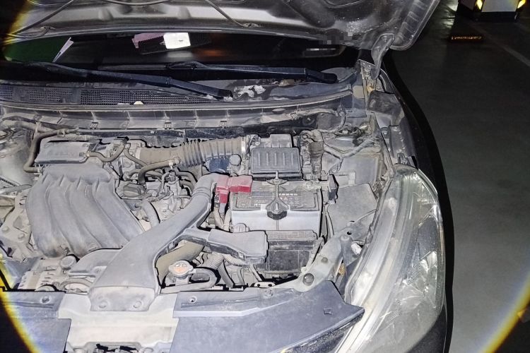 Used Nissan Livina 2015 1.6XE CVT Comfort Edition Engine Bay Left