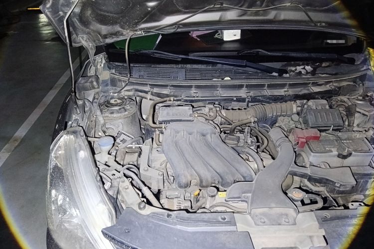 Used Nissan Livina 2015 1.6XE CVT Comfort Edition Engine Bay Right