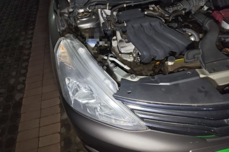 Used Nissan Livina 2015 1.6XE CVT Comfort Edition Engine Bay Right