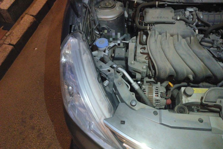 Used Nissan Livina 2015 1.6XE CVT Comfort Edition Engine Bay Right