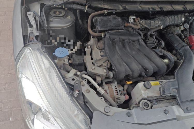 Used Nissan Livina 2015 1.6XE Manual Comfort Edition Engine Bay Right