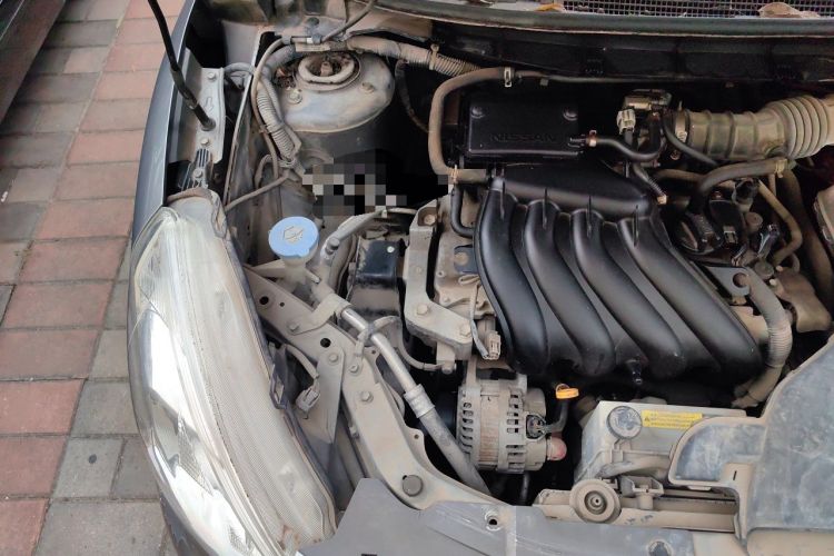 Used Nissan Livina 2015 1.6XE CVT Comfort Edition Engine Bay Right