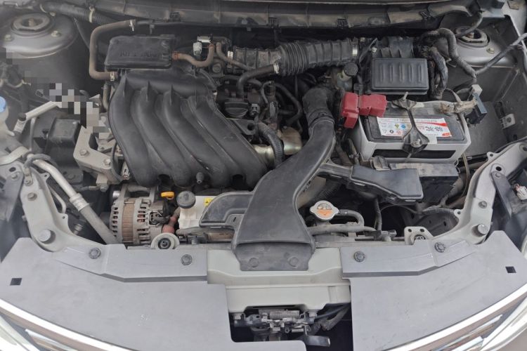 Used Nissan Livina 2015 1.6XE Manual Comfort Edition Engine Bay