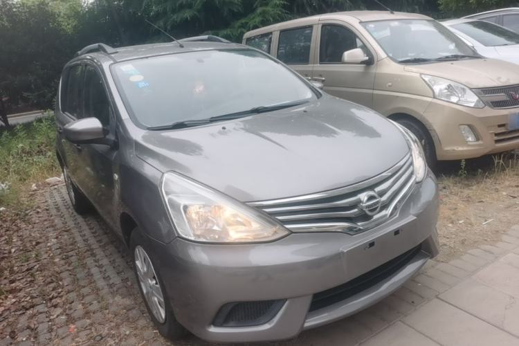 Used Nissan Livina 2015 1.6XE Manual Comfort Edition Exterior 1