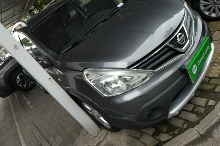 Used Nissan Livina 2015 Jinrui 1.6XV CVT Cool Cafe Edition Exterior 1