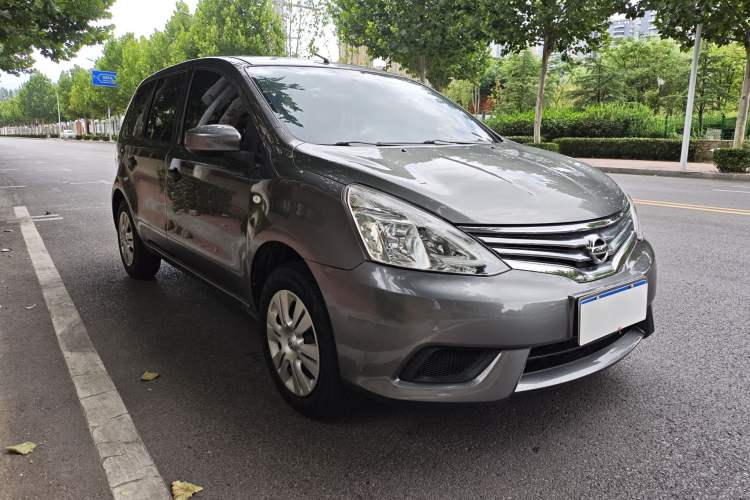 Used Nissan Livina 2015 1.6XE CVT Comfort Edition Exterior 2