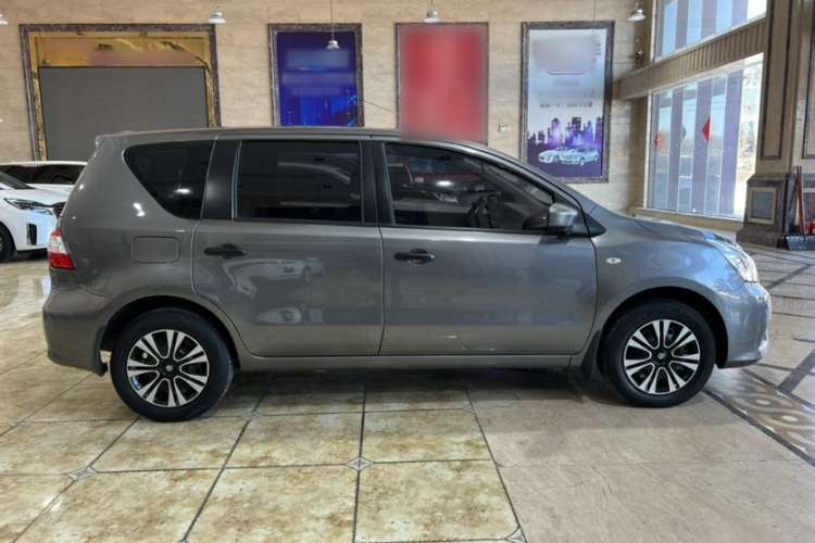 Used Nissan Livina 2015 1.6XE CVT Comfort Edition Exterior 2