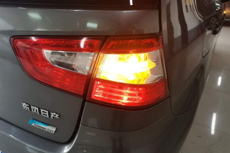 Used Nissan Livina 2015 1.6XE CVT Comfort Edition Exterior 3