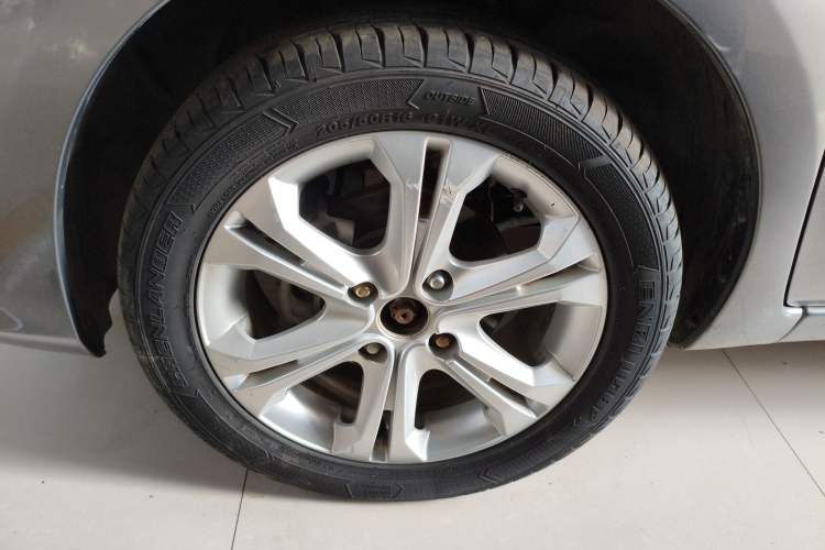 Used Nissan Livina 2015 1.6XE CVT Comfort Edition Exterior 4
