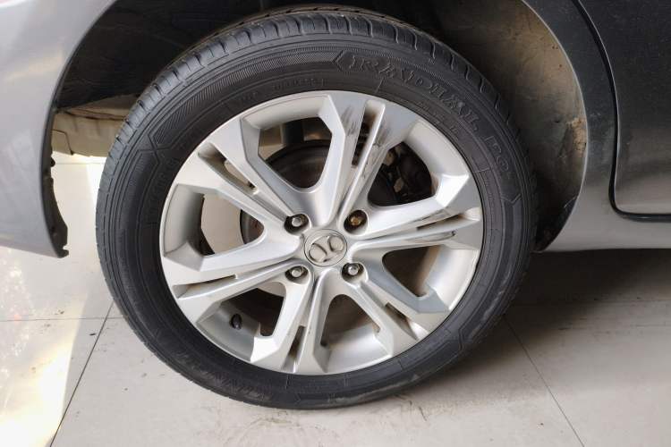 Used Nissan Livina 2015 1.6XE CVT Comfort Edition Exterior 5