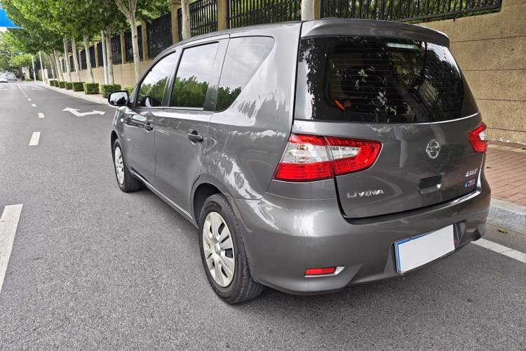 Used Nissan Livina 2015 1.6XE CVT Comfort Edition Exterior 5