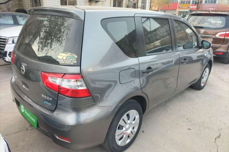 Used Nissan Livina 2015 1.6XE CVT Comfort Edition Exterior 5