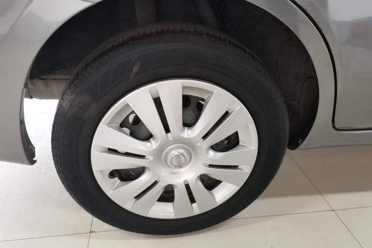 Used Nissan Livina 2015 1.6XE CVT Comfort Edition Exterior 5
