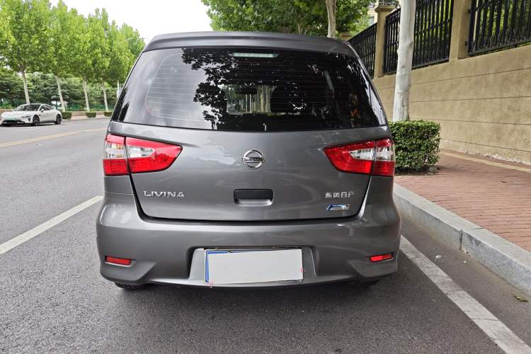 Used Nissan Livina 2015 1.6XE CVT Comfort Edition Exterior 6