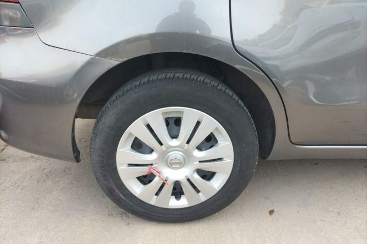 Used Nissan Livina 2015 1.6XE CVT Comfort Edition Exterior 8