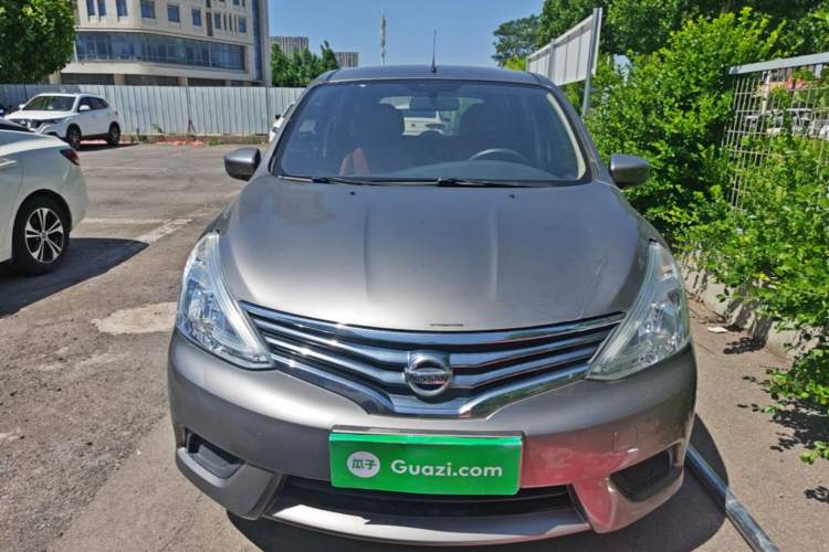 Used Nissan Livina 2015 1.6XE CVT Comfort Edition Front