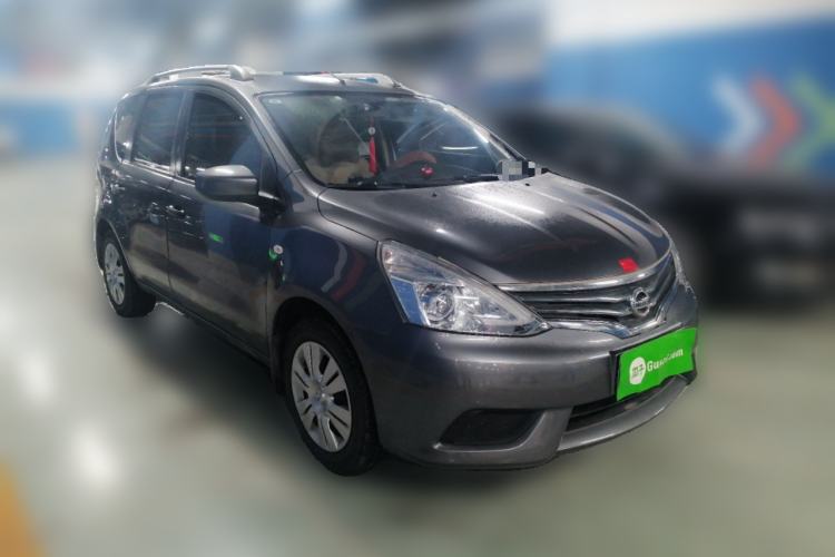 Used Nissan Livina 2015 1.6XE CVT Comfort Edition Front Right 45 Deg