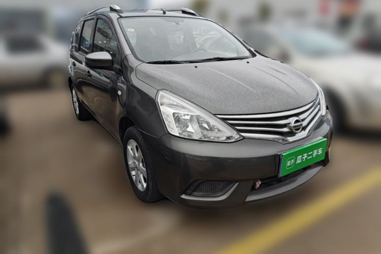 Used Nissan Livina 2015 1.6XE Manual Comfort Edition Front Right 45 Deg