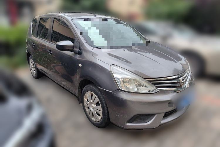 Used Nissan Livina 2015 1.6XE CVT Comfort Edition Front Right 45 Deg