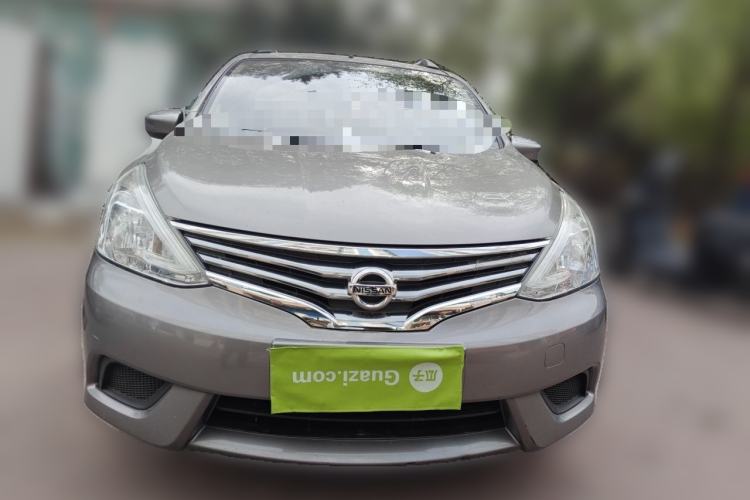 Used Nissan Livina 2015 1.6XE Manual Comfort Edition Front