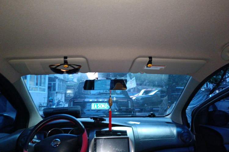 Used Nissan Livina 2015 1.6XE Manual Comfort Edition Headliner