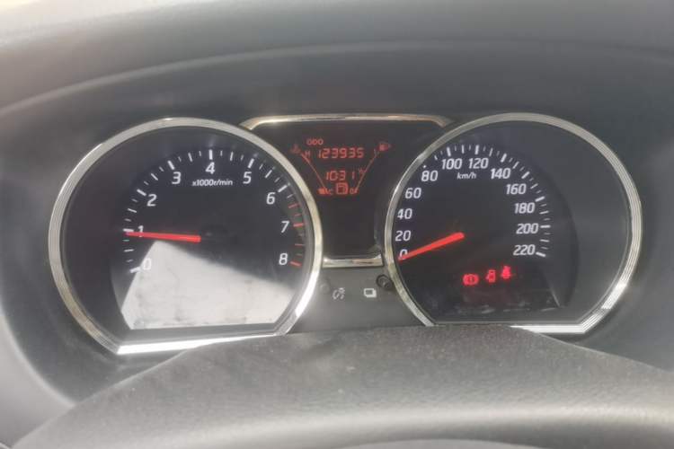Used Nissan Livina 2015 1.6XE Manual Comfort Edition Instrument Cluster