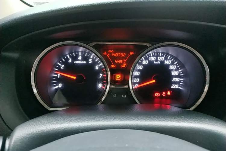 Used Nissan Livina 2015 Jinrui 1.6XV CVT Cool Cafe Edition Instrument Cluster