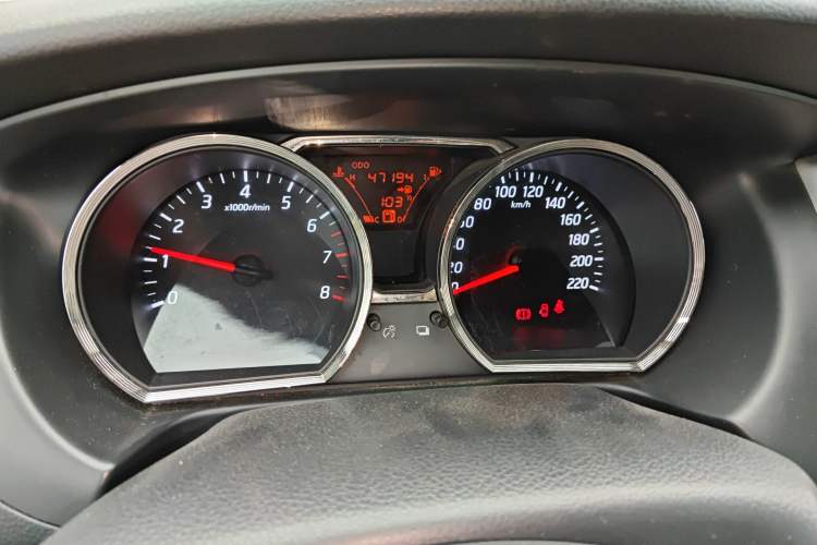 Used Nissan Livina 2015 1.6XE Manual Comfort Edition Instrument Cluster