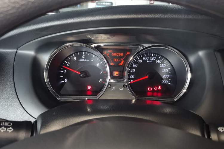 Used Nissan Livina 2015 1.6XE CVT Comfort Edition Instrument Cluster